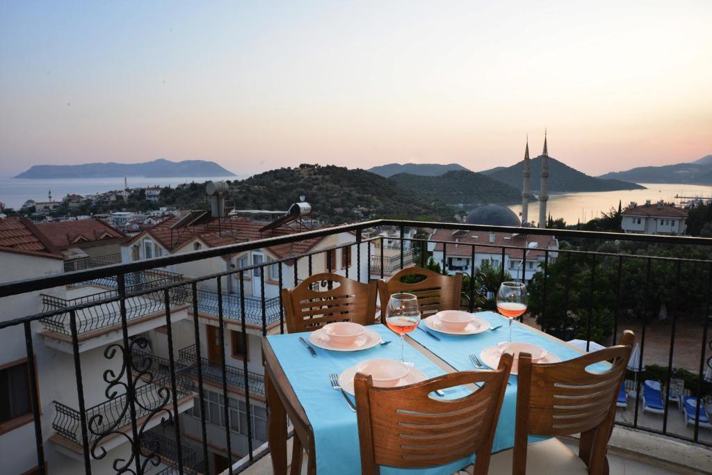 Tugce Apartments Kaş Exterior foto